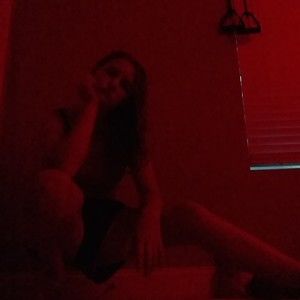 Meet your Posher, Mila